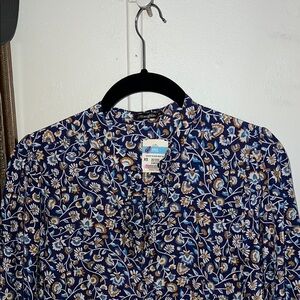 J. McLaughlin Navy and Brown Floral Blouse